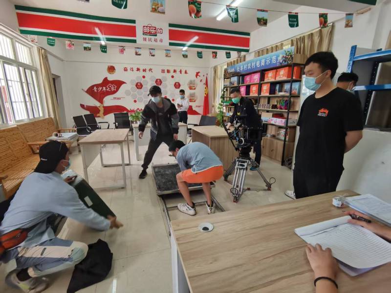 追星女孩心理学分析报告：仙居县广告片拍摄公司揭秘饭圈应援式传播逻辑